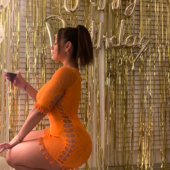 Poster Girl Dress Orange - Picture 3 of 5